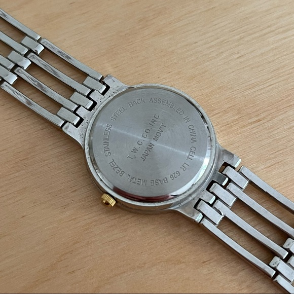 The Watch Company ladies watch - Picture 4 of 4